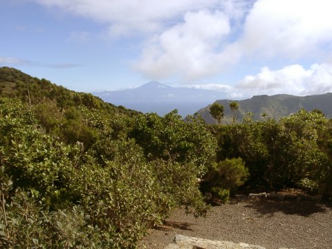 Ermita Santa Clara oberhalb Arguamul - Blick zum Teide auf Teneriffa