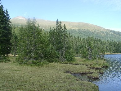 Prebersee: Blick zum Preeber (2740m) im Hintergrund (links)